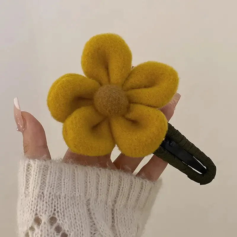 2-Pack: Gorgeous Plush Flower Hairpin