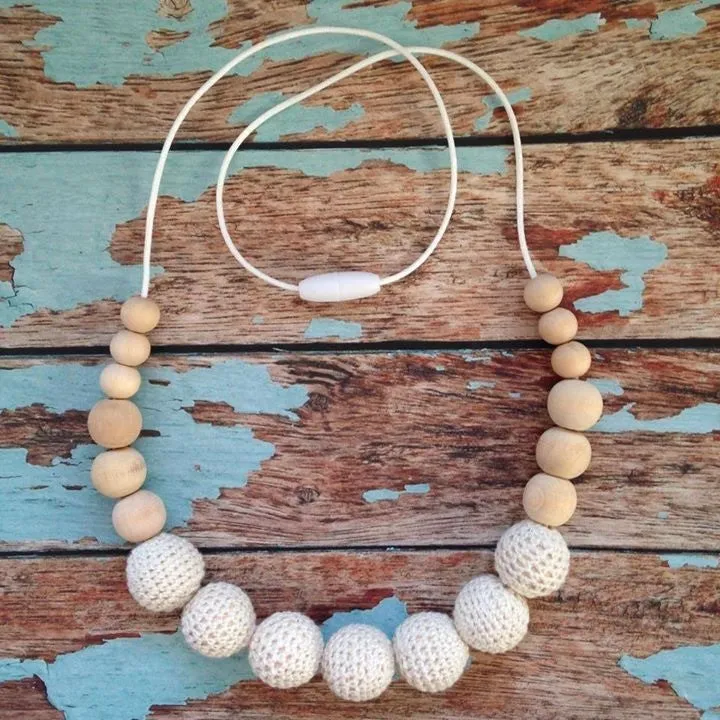 Crochet and Wood Bead Nursing Necklace - Cream/Wood