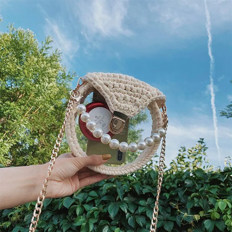 Cute Round White(No Flap) Crochet Crossbody Purse PMMA Crochet Shoulder Round Handbag for Girl Circle Crochet Crossbody Purses