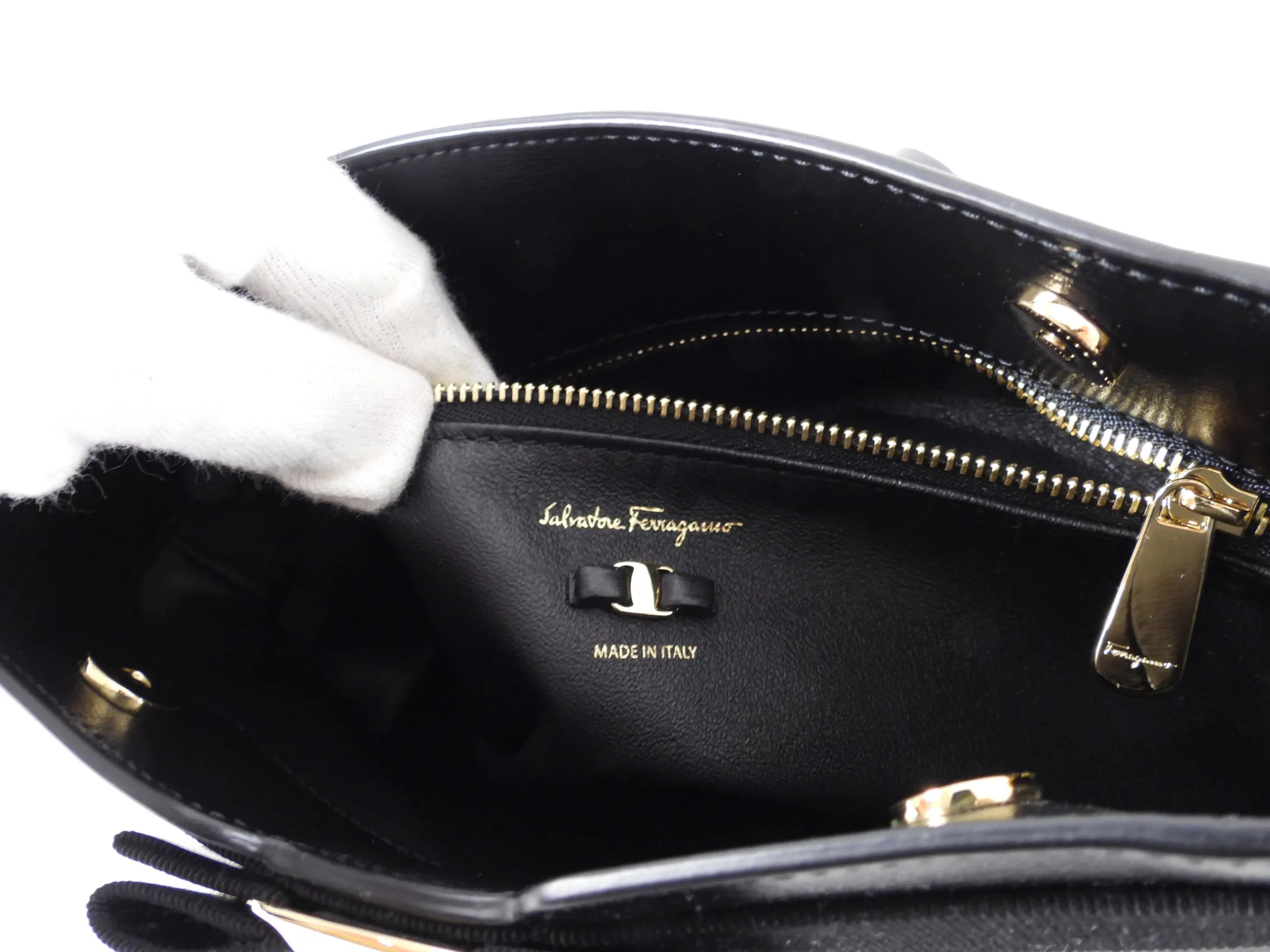 Ferragamo Black Leather Vera Crossbody Bag