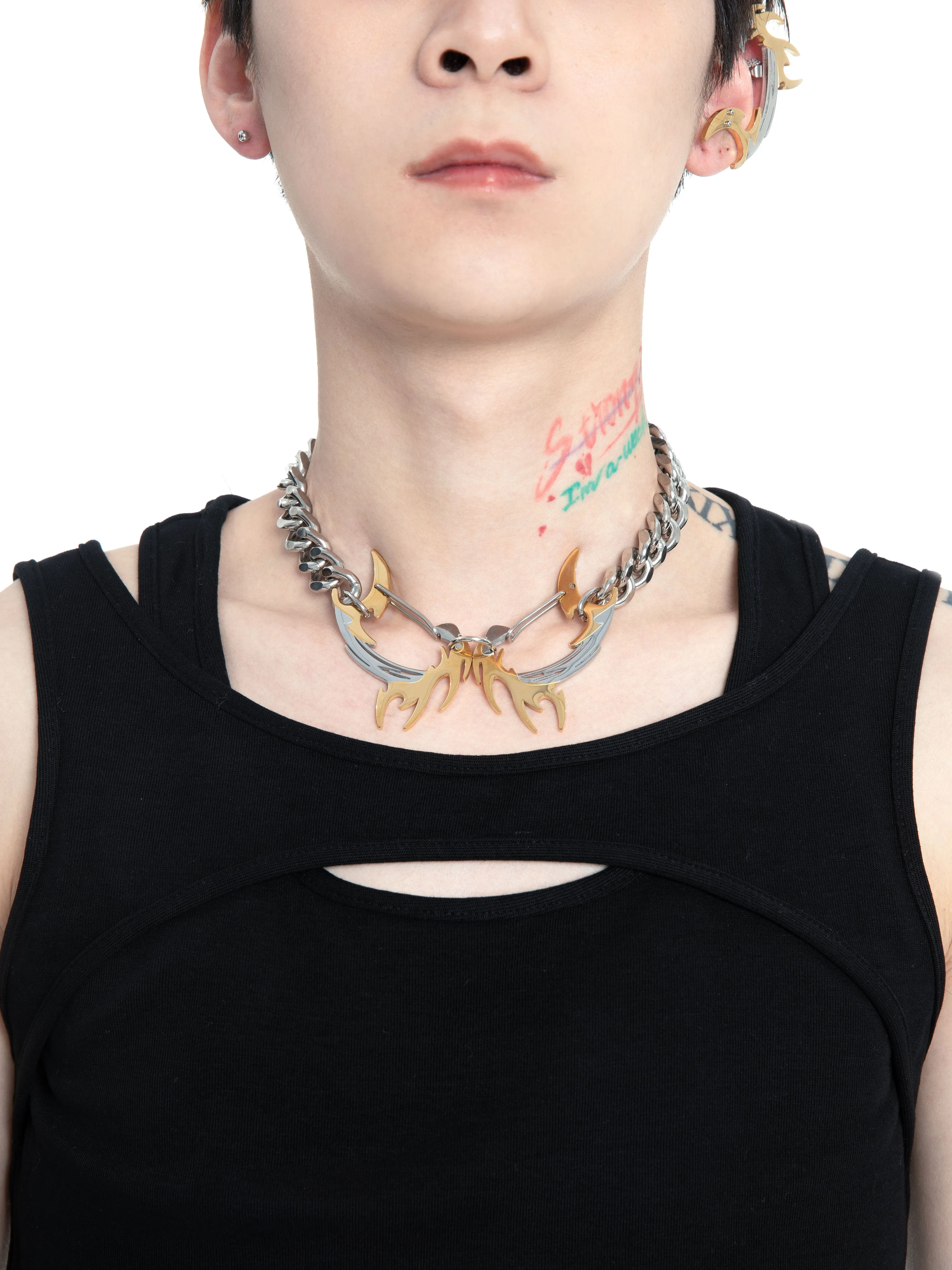 Fervooor Futureistic golden dragon necklace