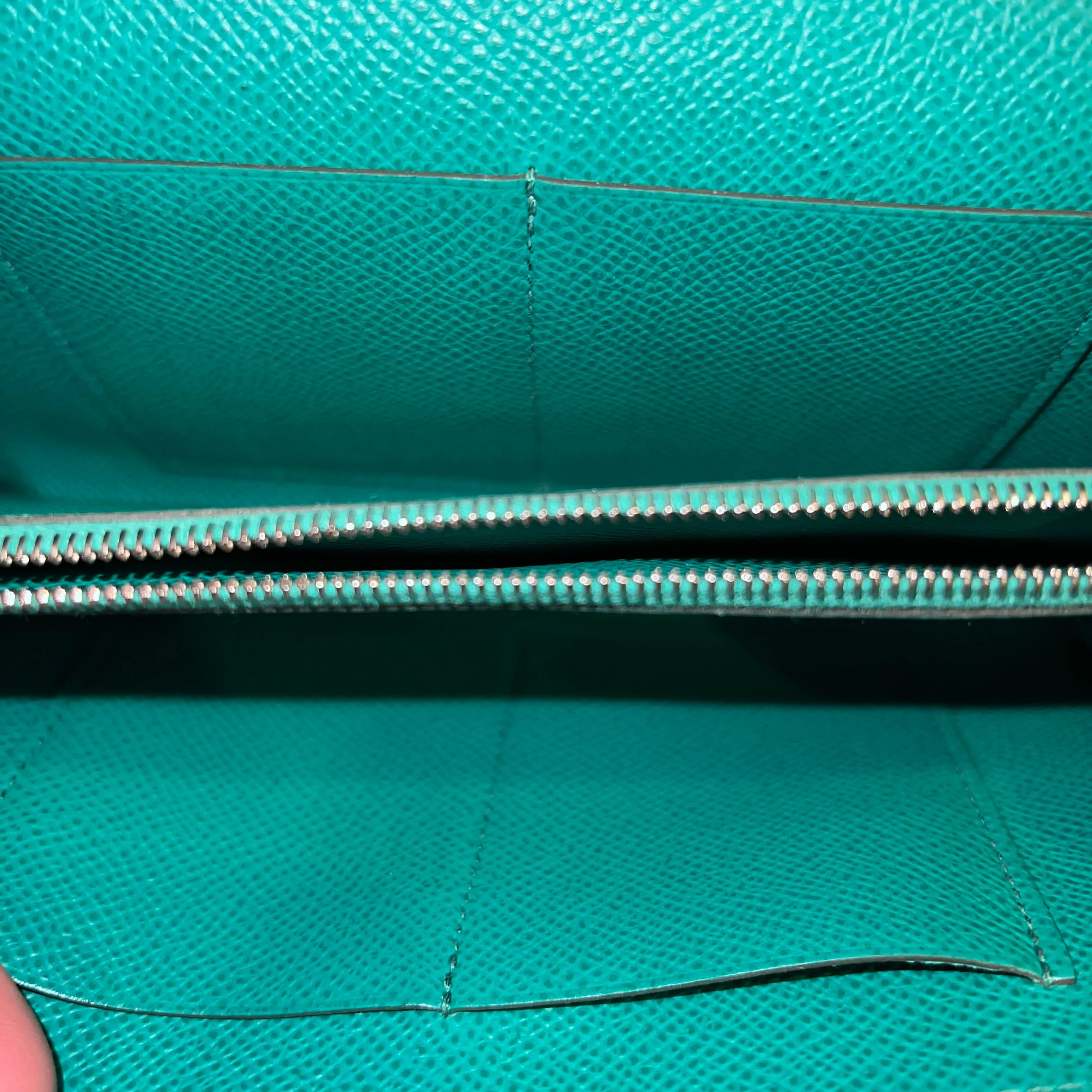 HERMES Kelly Wallet To Go Vert Jade Epsom