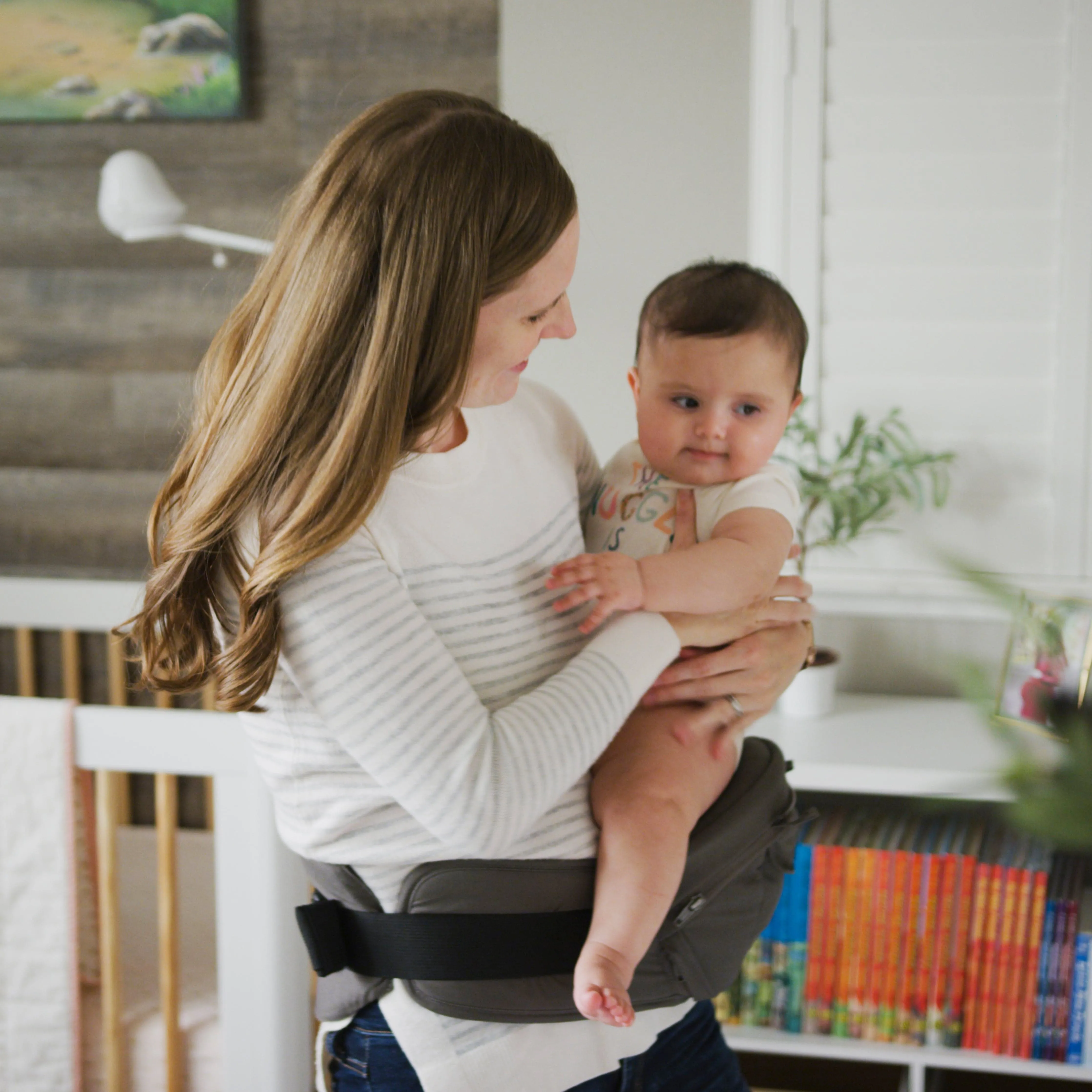 Huggs® Hip Seat Baby Carrier With Patented Hipbelt