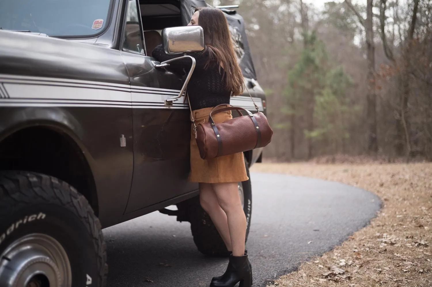 JANE LEATHER CROSSBODY - LARGE - CHERRY BISON