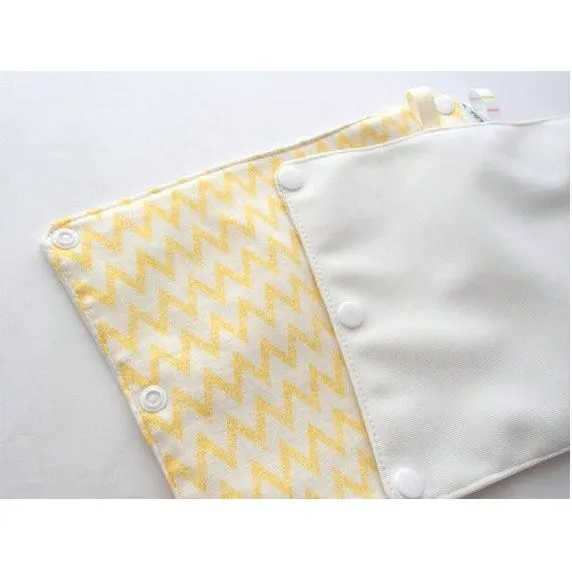 Jinglebib Drool Pad - Yellow Chevron