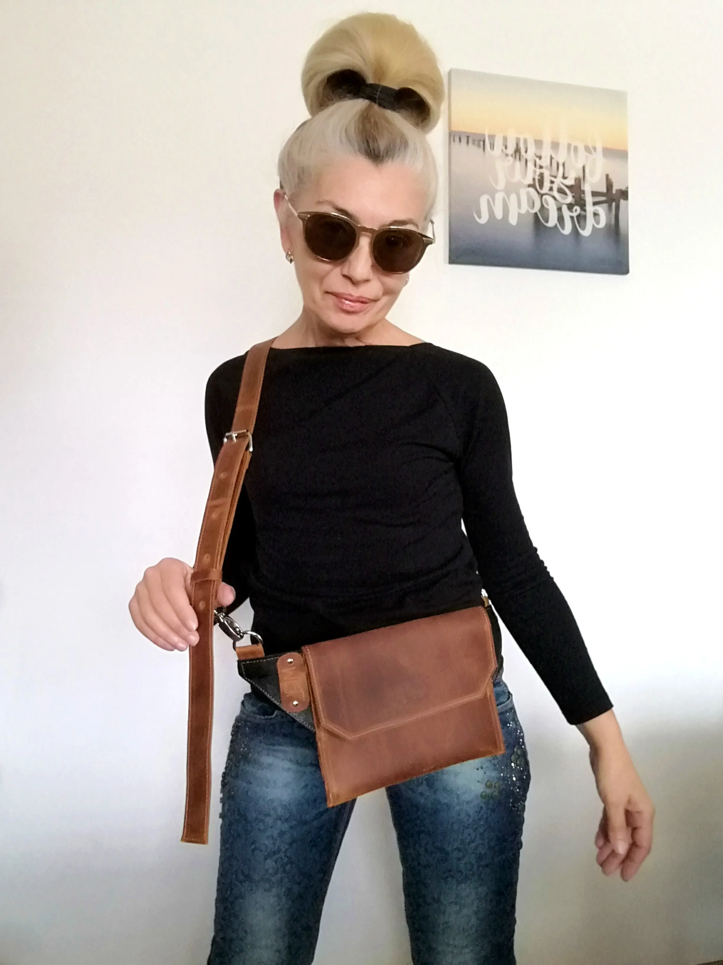 Leather Crossbody Mini Bag Unisex Brown Bumbag