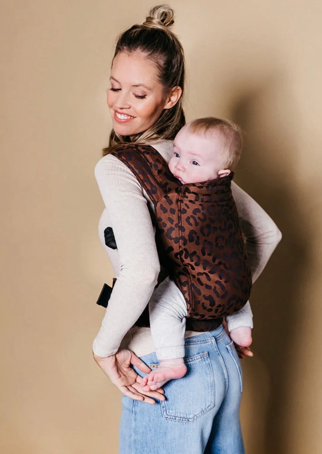 Mocha Leopard Organic Cotton Baby Carrier