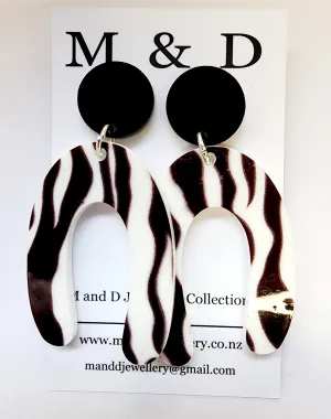 Patterned Zebra  Arch Stud Dangle Earrings