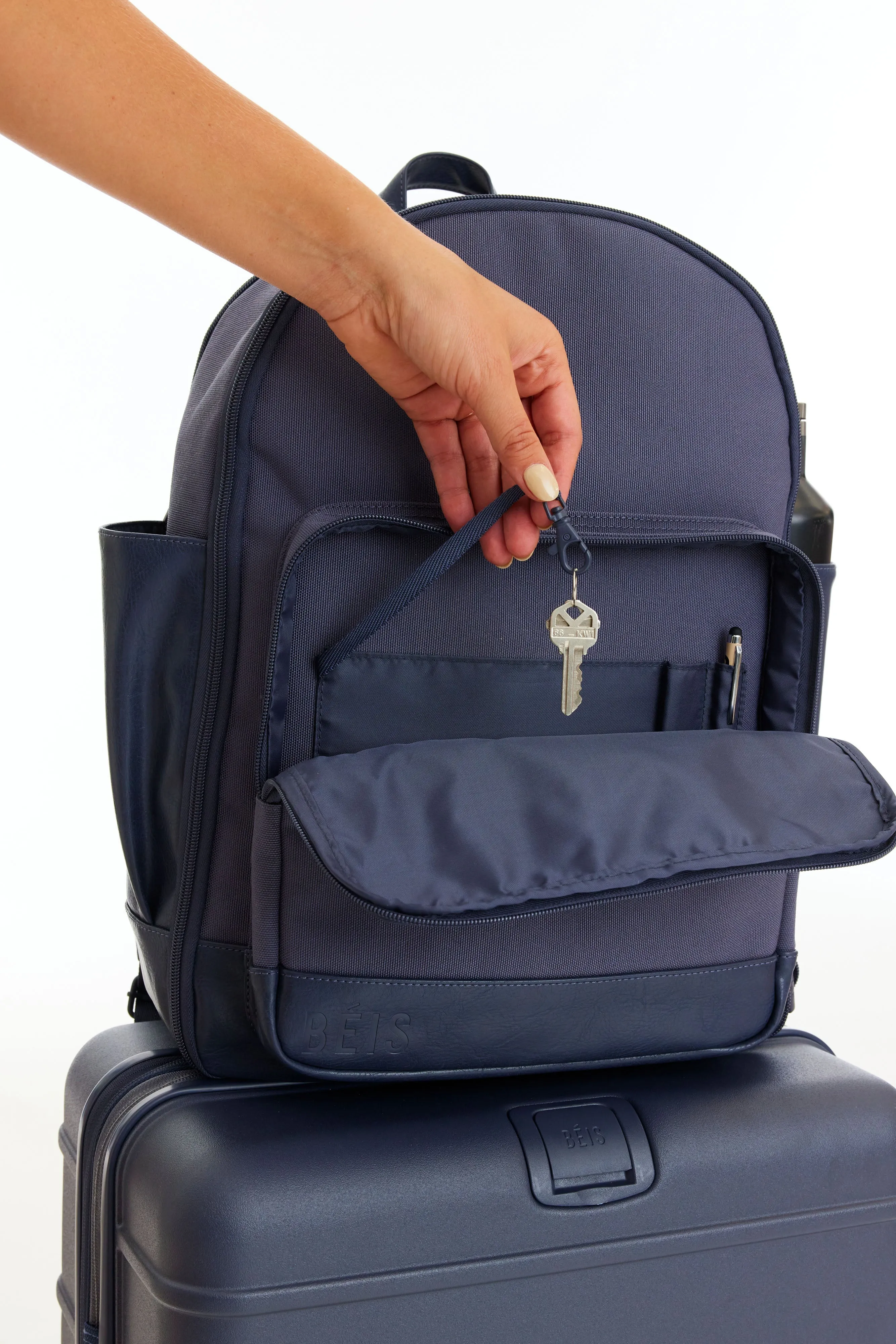 The Backpack in Navy