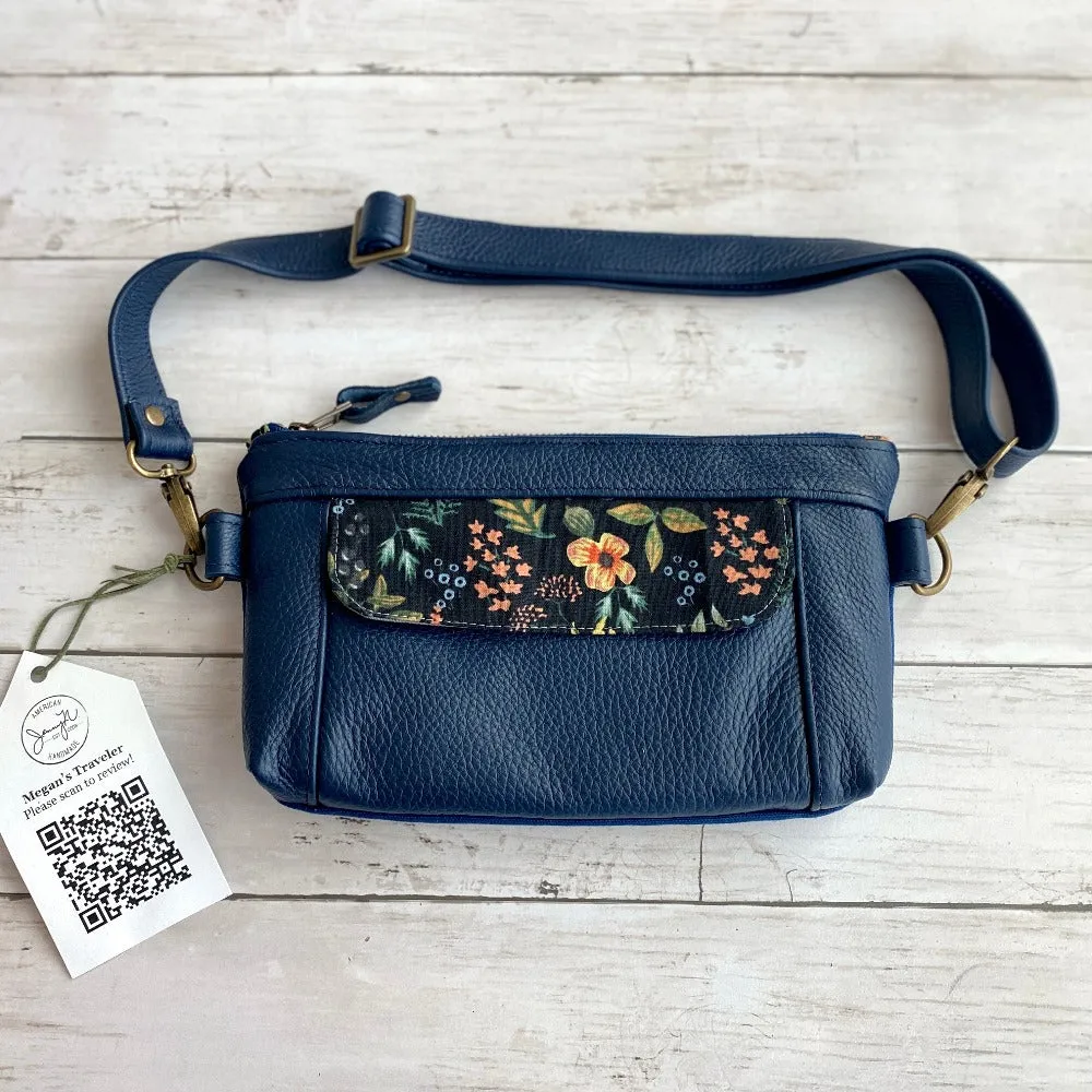 Traveler (Zipper) in Navy, Floral Printed Canvas